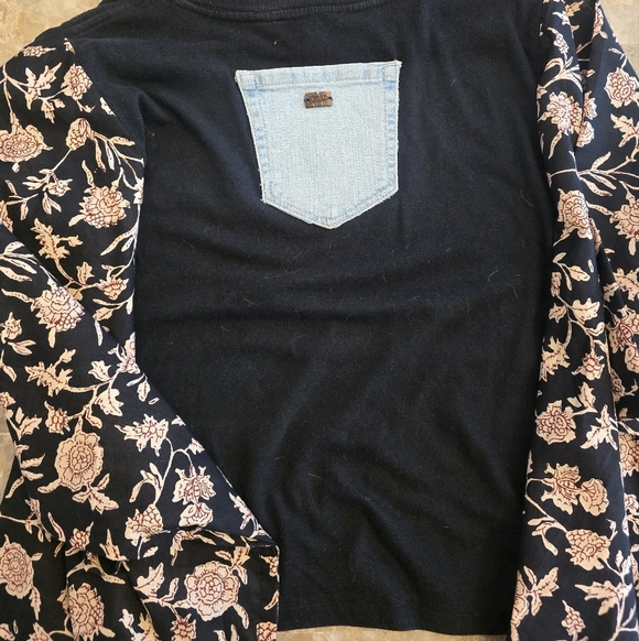 Chic By Ally B One Of A Kind Metallica Tshirt Boho Band Mix And Match Tee - Picture 3 of 4